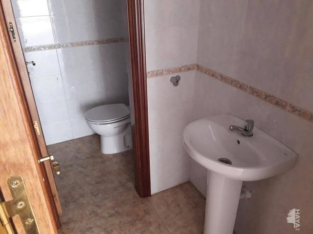 Kommersiell til salgs i Los Gladiolos, Santa Cruz de Tenerife med garasje - € 359 300 (Ref: 7309495)