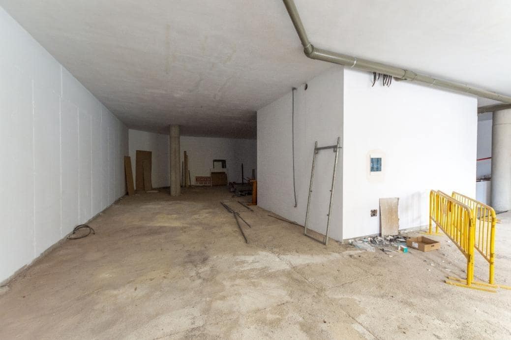 Kommersiell til salgs i Santa Cruz de Tenerife - € 292 000 (Ref: 7570904)