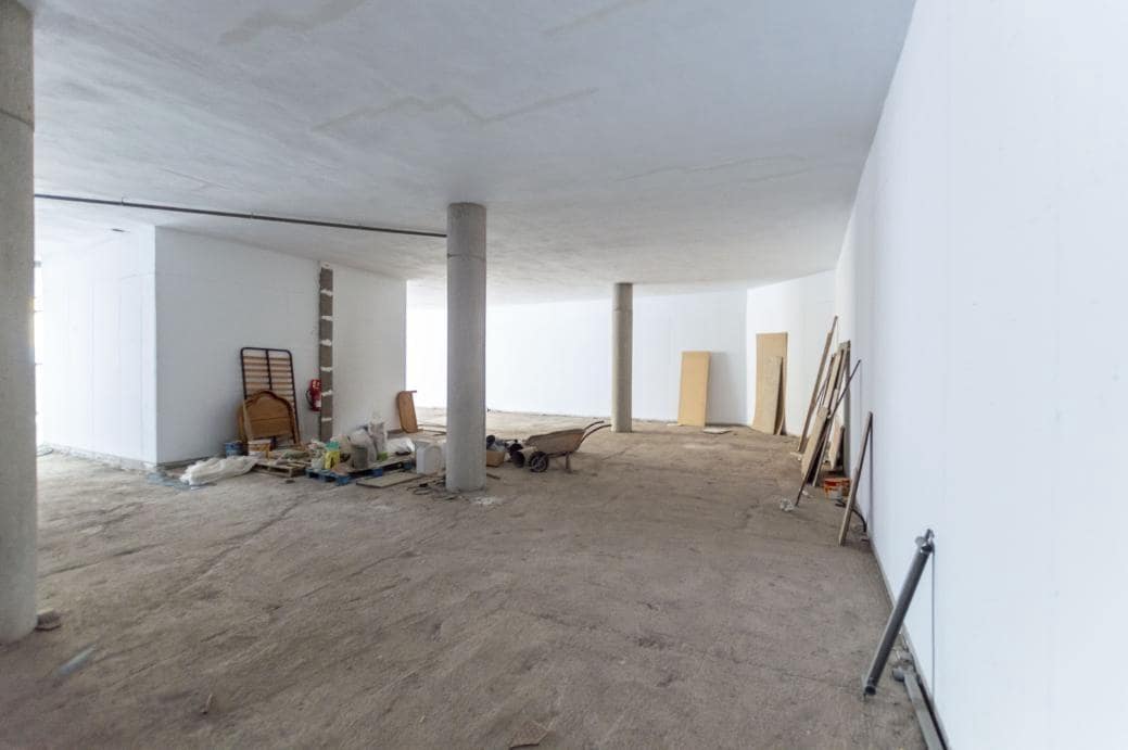 Kommersiell til salgs i Santa Cruz de Tenerife - € 292 000 (Ref: 7570904)