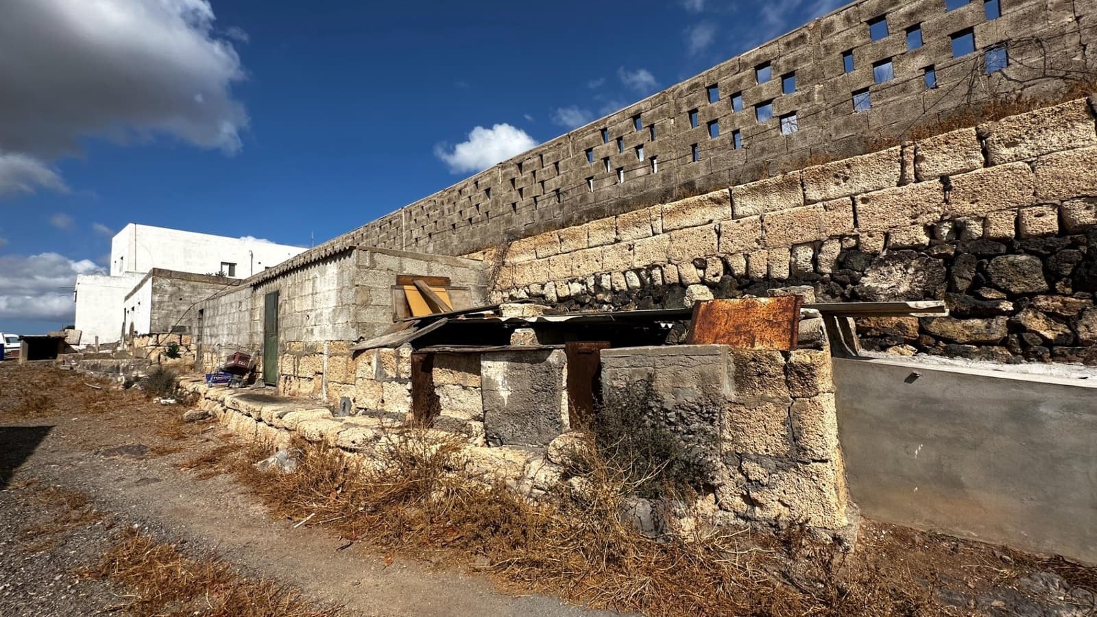 Ubebygd land til salgs i San Isidro de Abona - € 670 000 (Ref: 7620657)