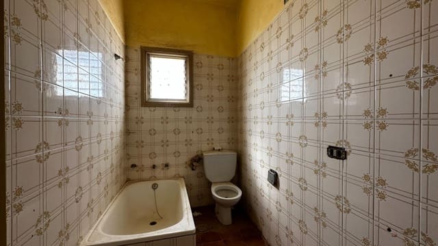 Teren niezagospodarowany na sprzedaż w San Isidro de Abona, Granadilla de Abona - 670 000 € (Ref: 7620657)