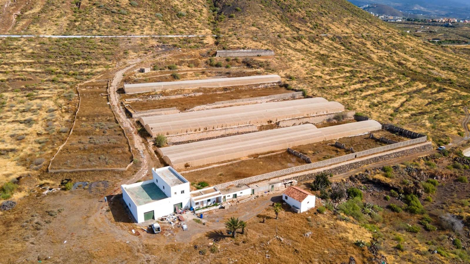 Undeveloped Land for sale in San Isidro de Abona - € 670,000 (Ref: 7620657)