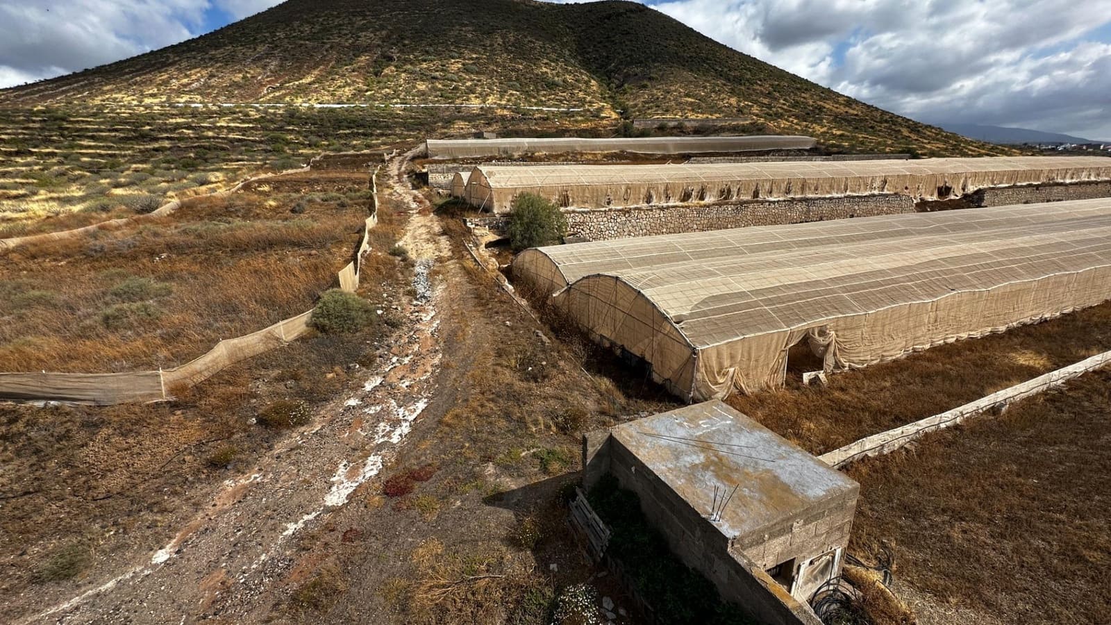 Terreno Não Urbanizado para venda em San Isidro de Abona - 670 000 € (Ref: 7620657)