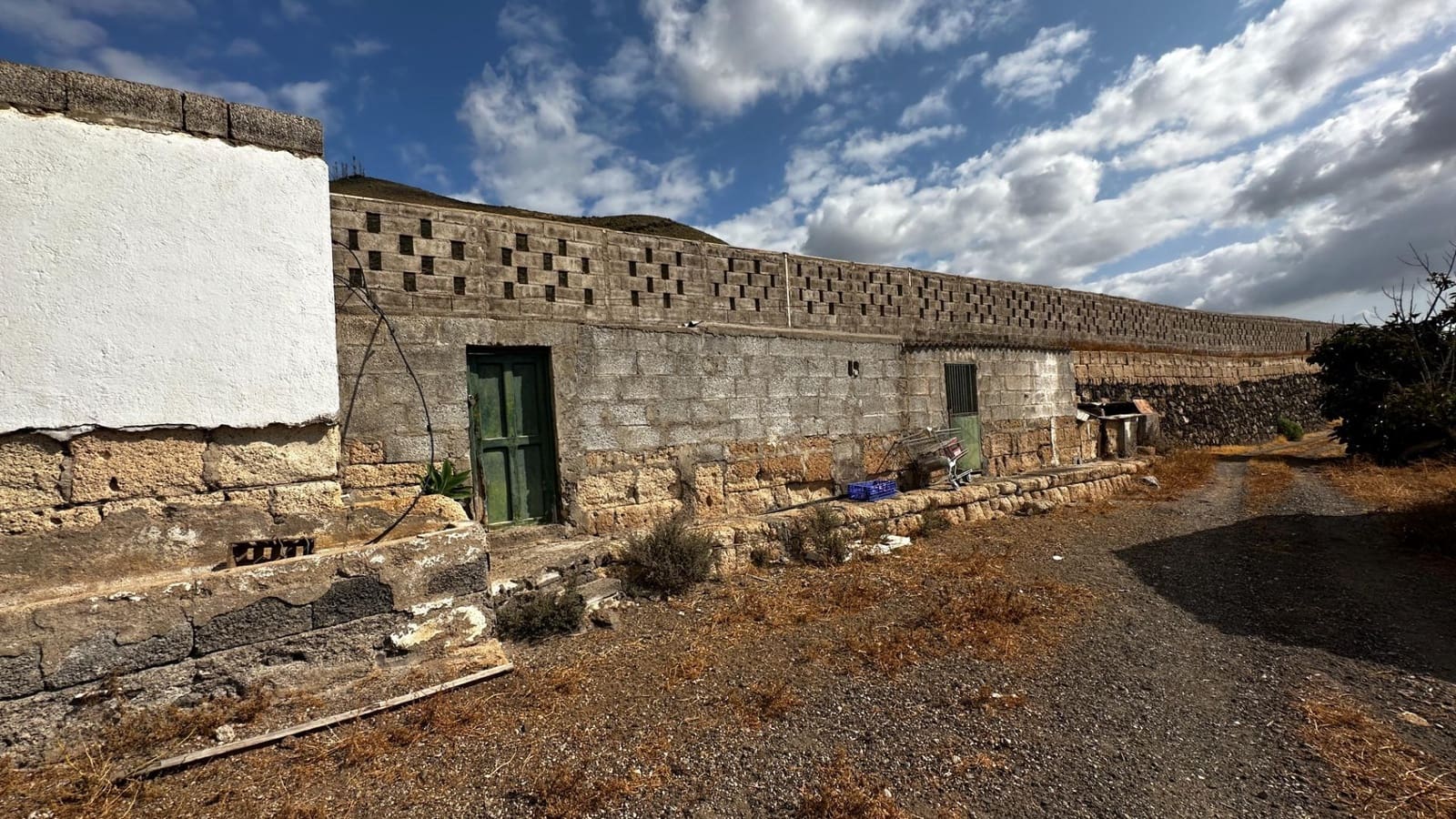 Ubebygd land til salgs i San Isidro de Abona - € 670 000 (Ref: 7620657)