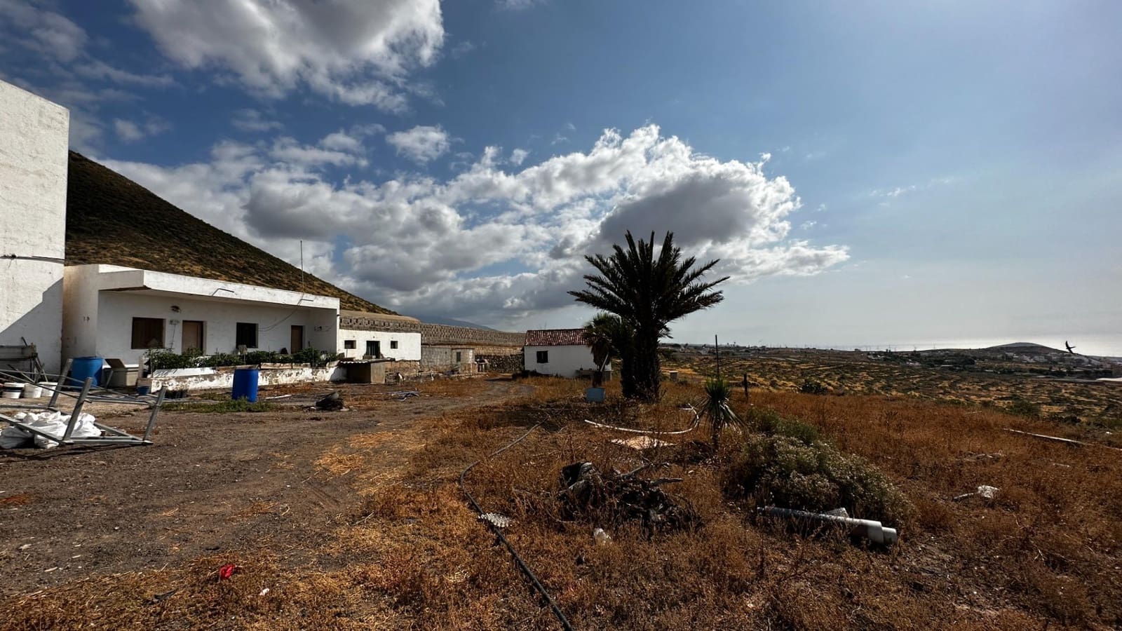 Grunde uden byggetilladelser til salg i San Isidro de Abona - € 670.000 (Ref: 7620657)