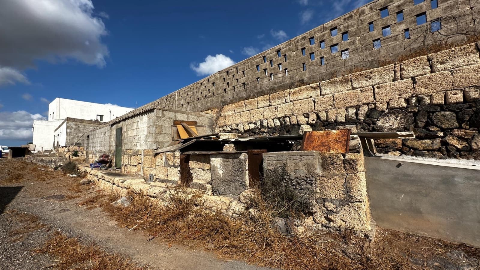 Grunde uden byggetilladelser til salg i San Isidro de Abona - € 670.000 (Ref: 7620657)