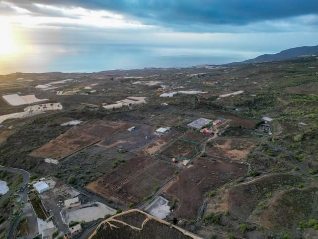 Undeveloped Land for sale in Guía de Isora - € 189,000 (Ref: 7636698)