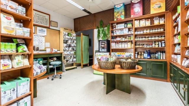 Kommersiell til salgs i La Salle, Santa Cruz de Tenerife - € 90 000 (Ref: 7851485)