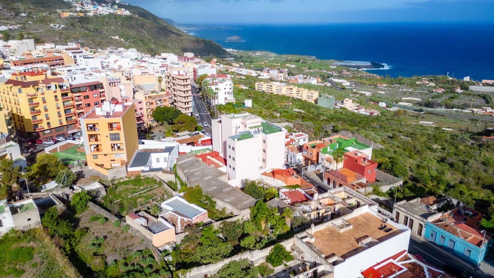 Działka budowlana na sprzedaż w Icod de los Vinos - 158 500 € (Ref: 8214144)