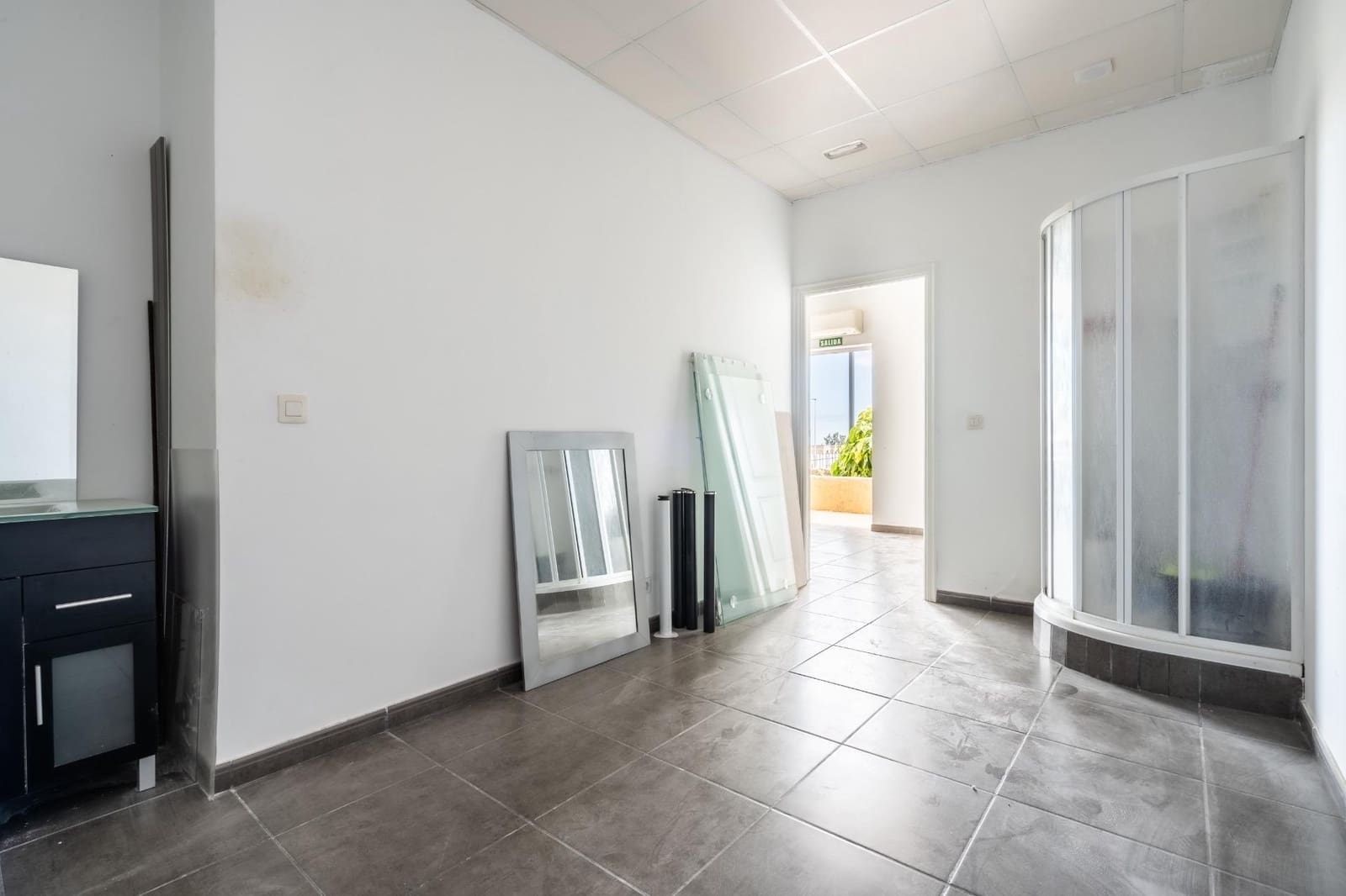 Erhverv til salg i Cabo Blanco - € 179.095 (Ref: 8322820)