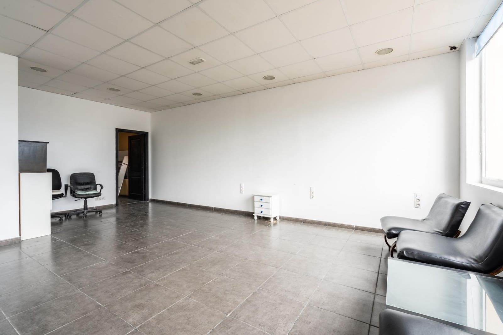 Erhverv til salg i Cabo Blanco - € 179.095 (Ref: 8322820)