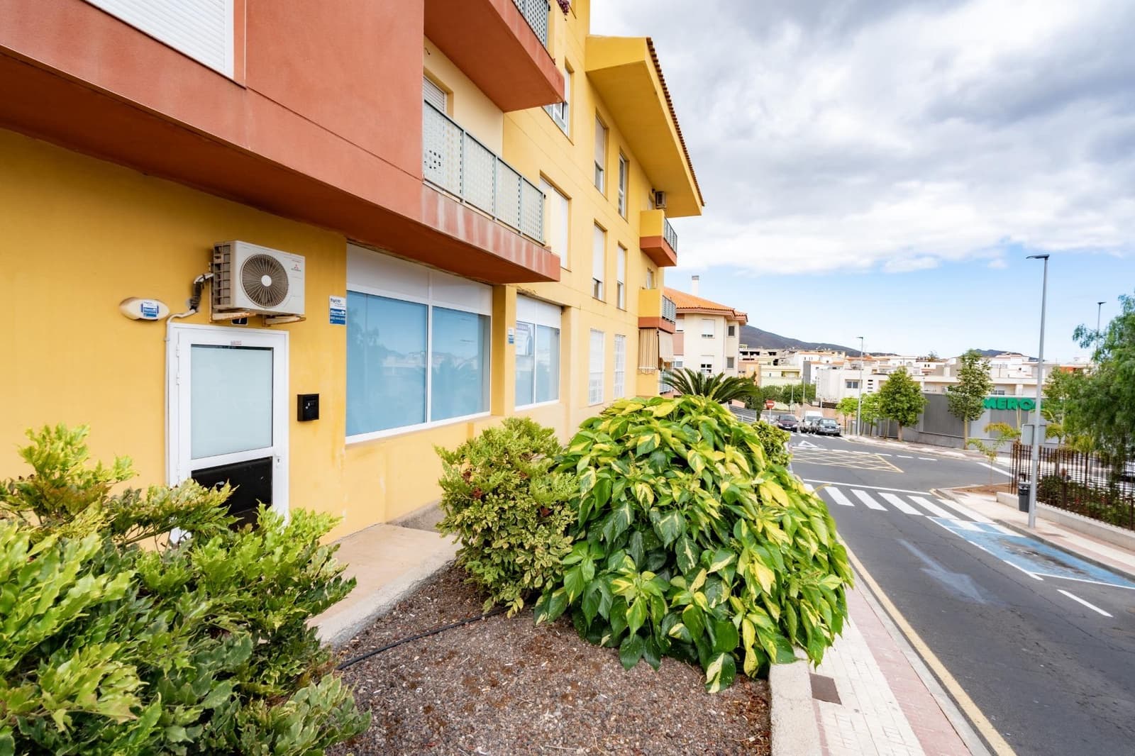 Erhverv til salg i Cabo Blanco - € 179.095 (Ref: 8322820)