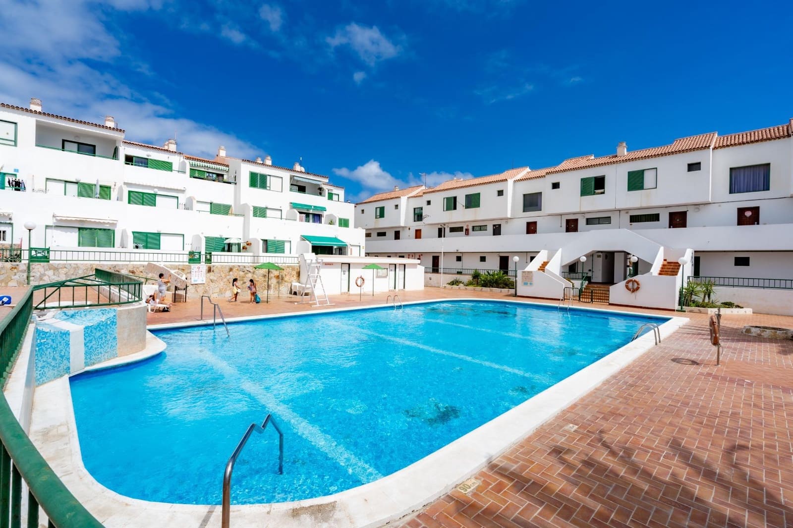 1 bedroom Apartment for sale in Costa del Silencio with pool - € 155,000 (Ref: 8347968)