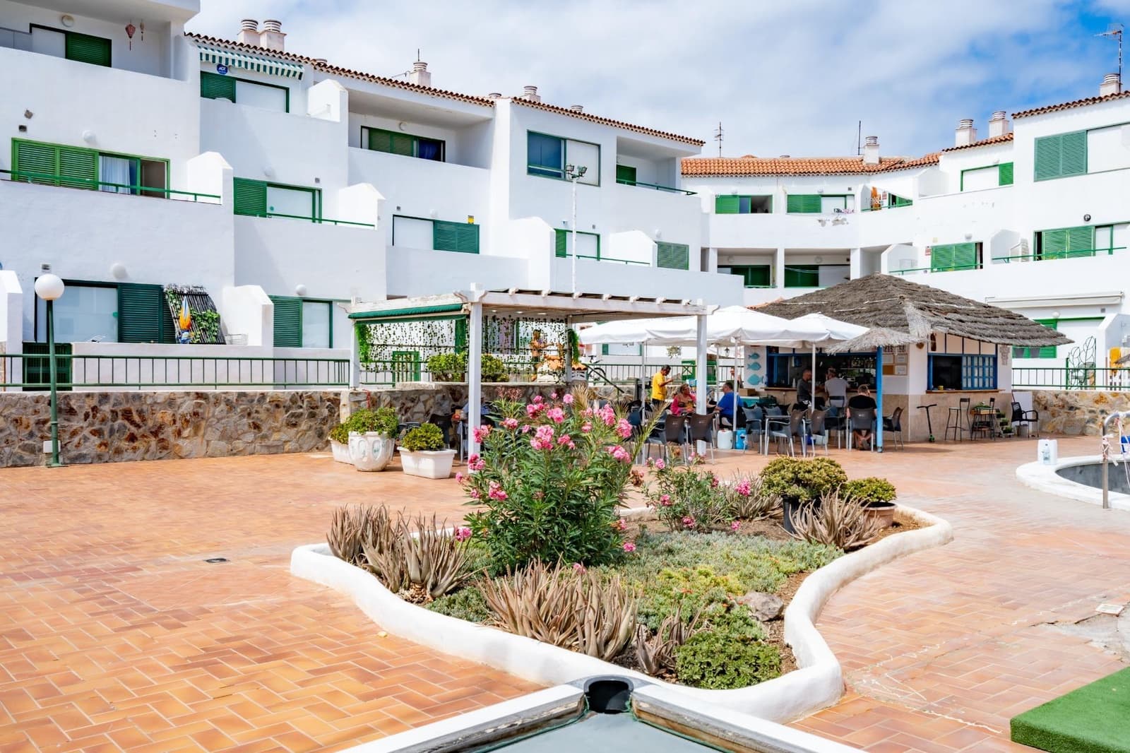 1 bedroom Apartment for sale in Costa del Silencio with pool - € 155,000 (Ref: 8347968)