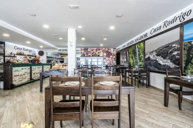 Kaupallinen vuokrattavana paikassa Los Menores, Adeje - 1 500 € (Ref: 8405051)