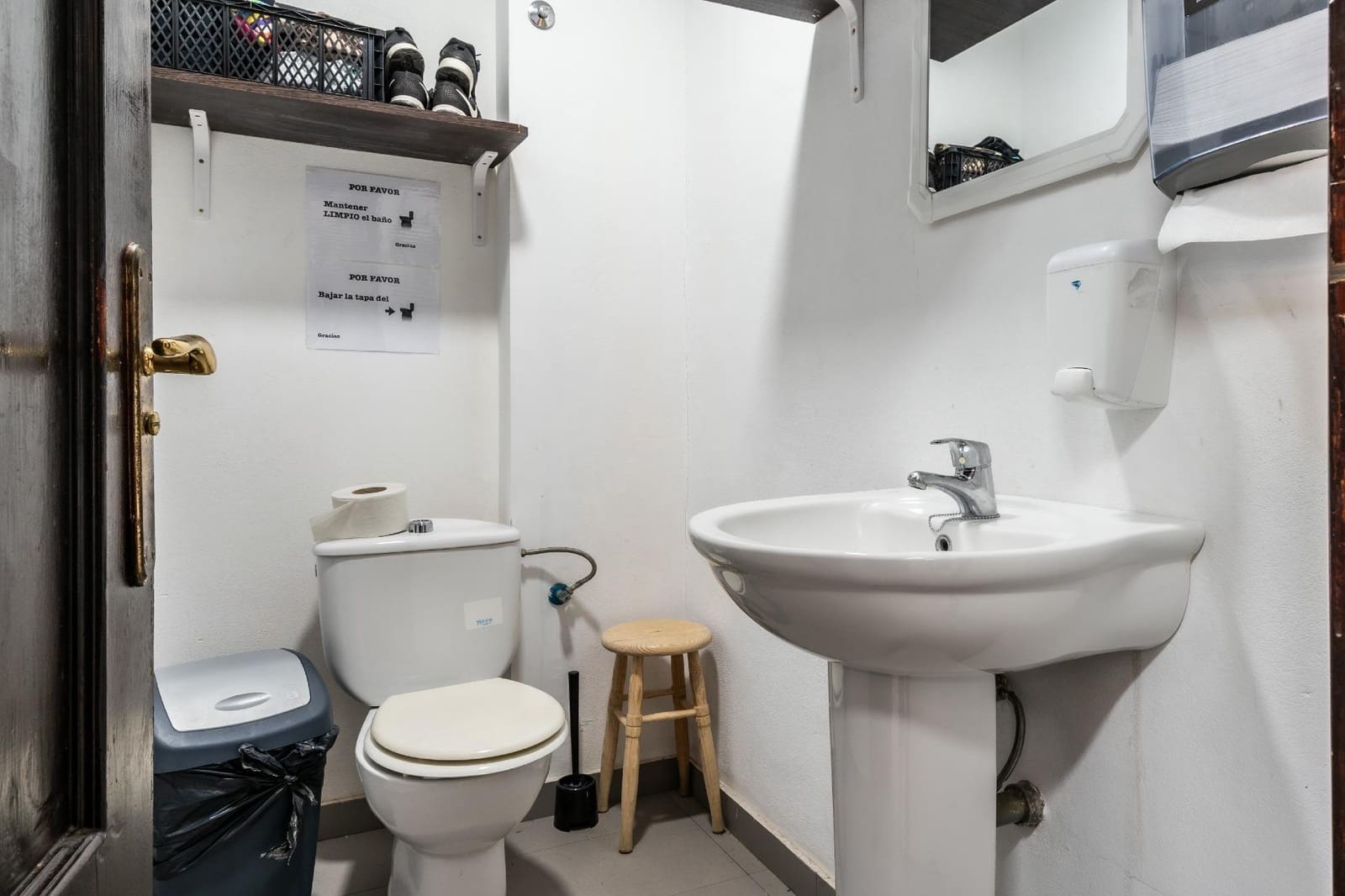 Kaupallinen vuokrattavana paikassa Los Menores - 1 500 € (Ref: 8405051)