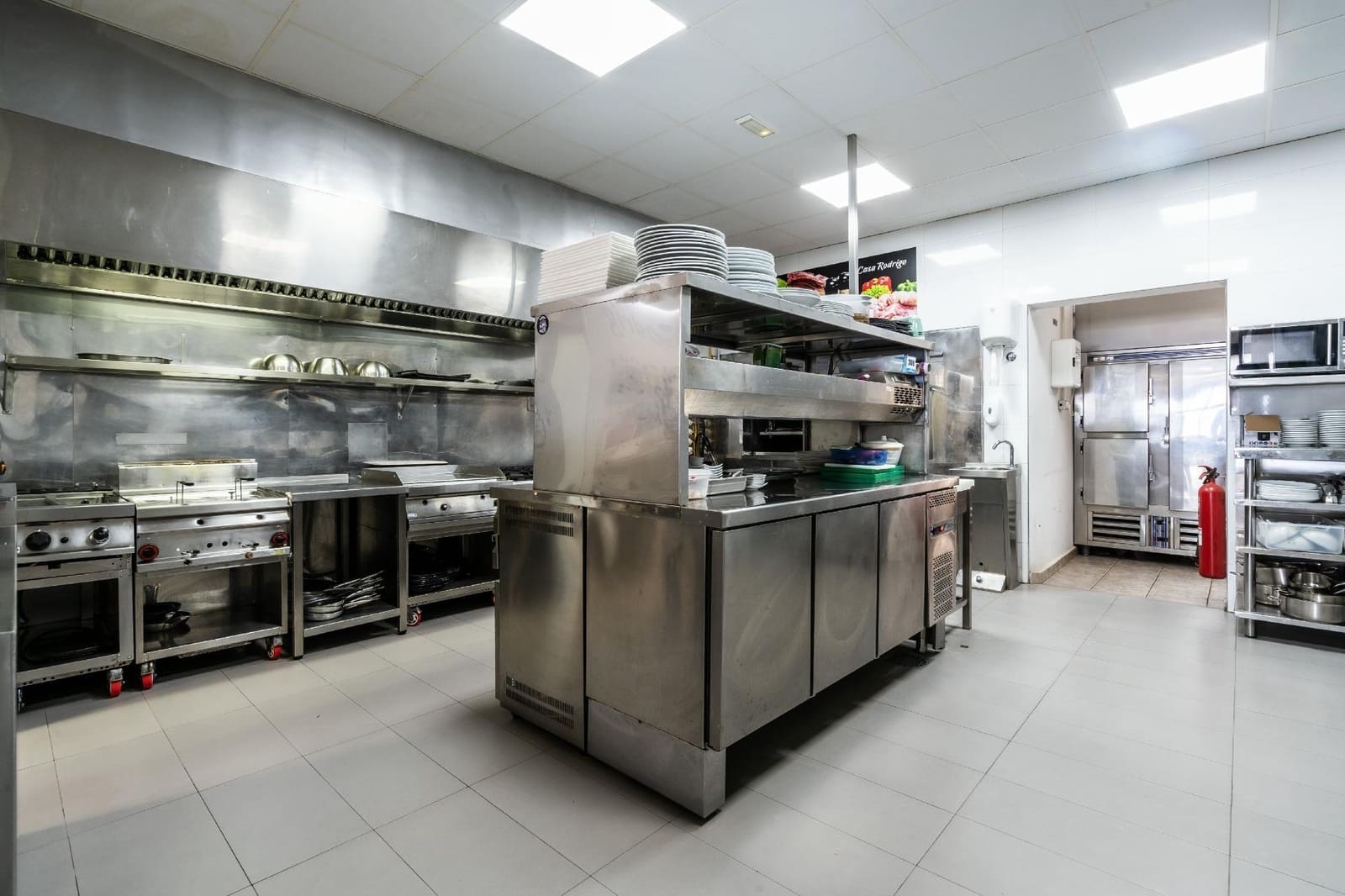 Kaupallinen vuokrattavana paikassa Los Menores - 1 500 € (Ref: 8405051)