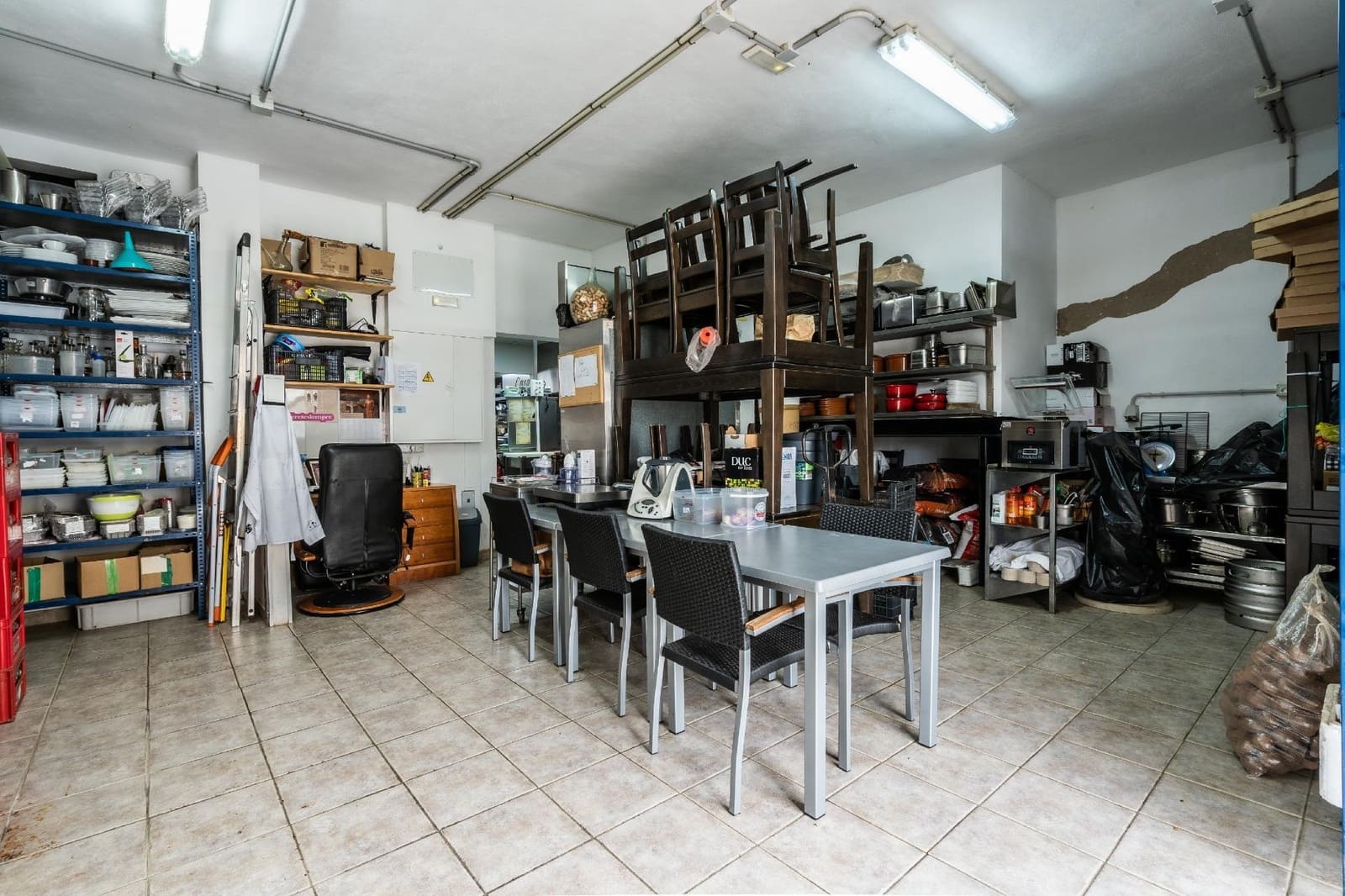 Kaupallinen vuokrattavana paikassa Los Menores - 1 500 € (Ref: 8405051)