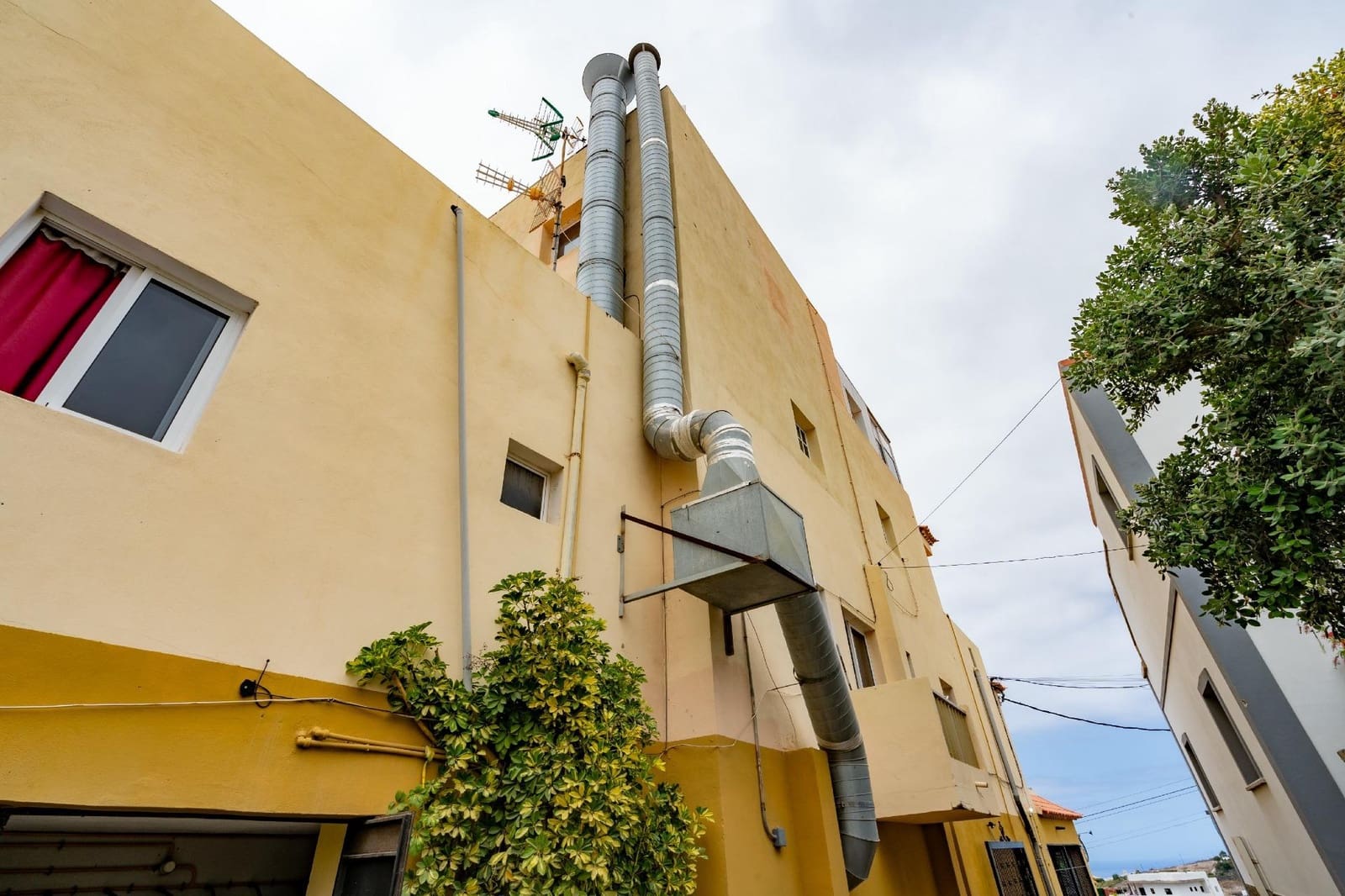 Kaupallinen vuokrattavana paikassa Los Menores - 1 500 € (Ref: 8405051)