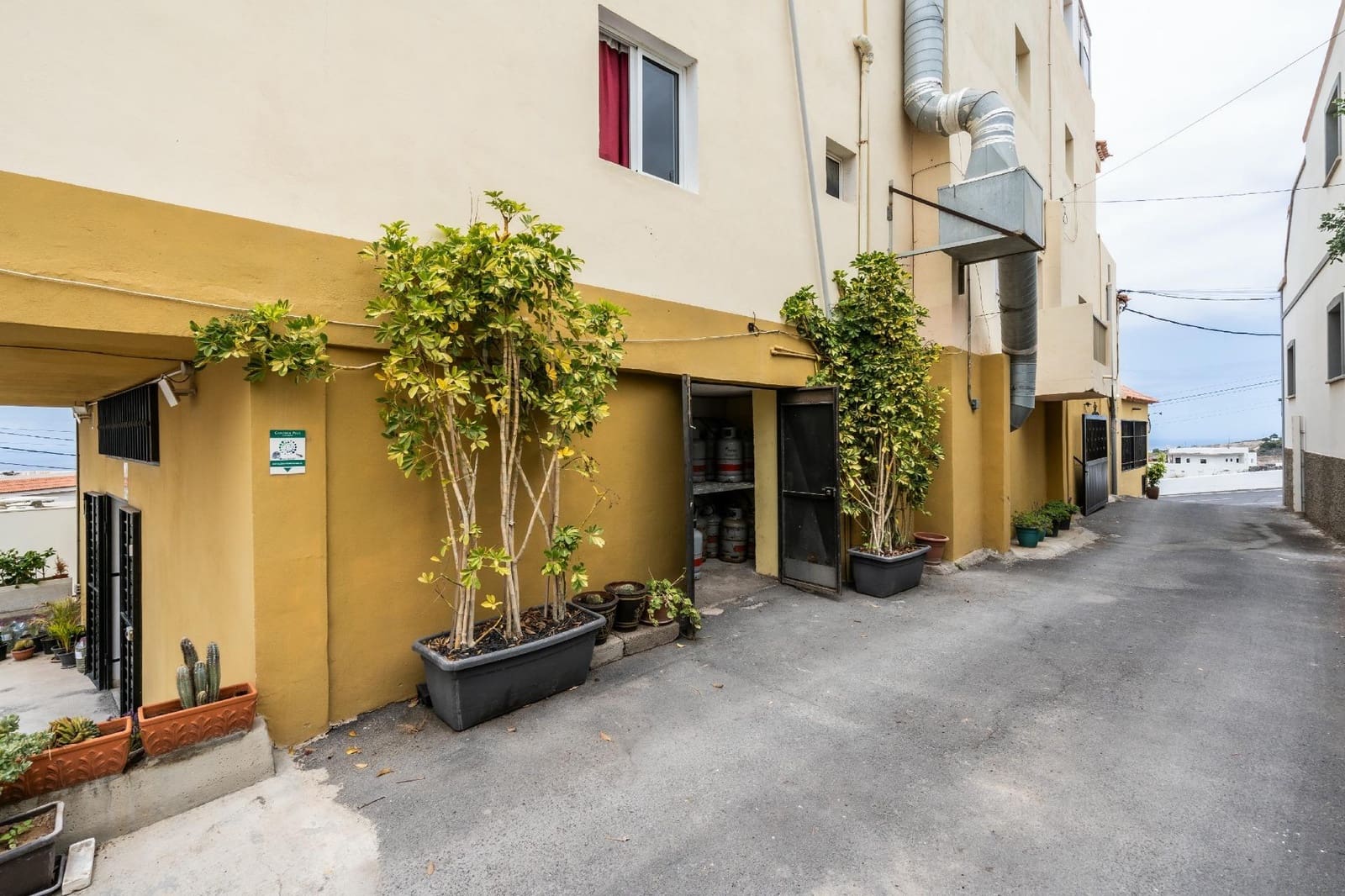 Kaupallinen vuokrattavana paikassa Los Menores - 1 500 € (Ref: 8405051)