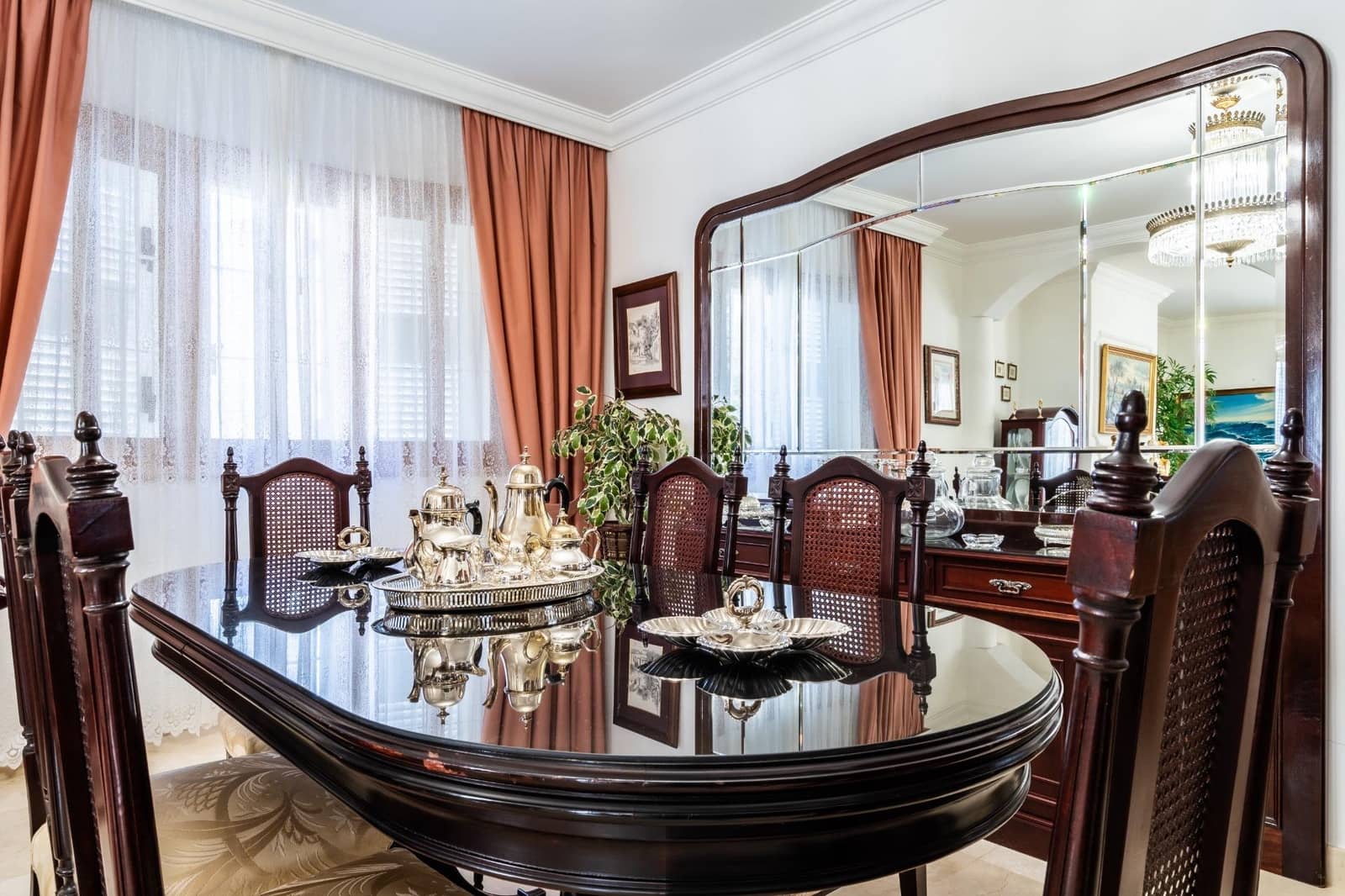 5 slaapkamer Villa te koop in Santa Cruz de Tenerife met garage - € 1.280.000 (Ref: 8407089)