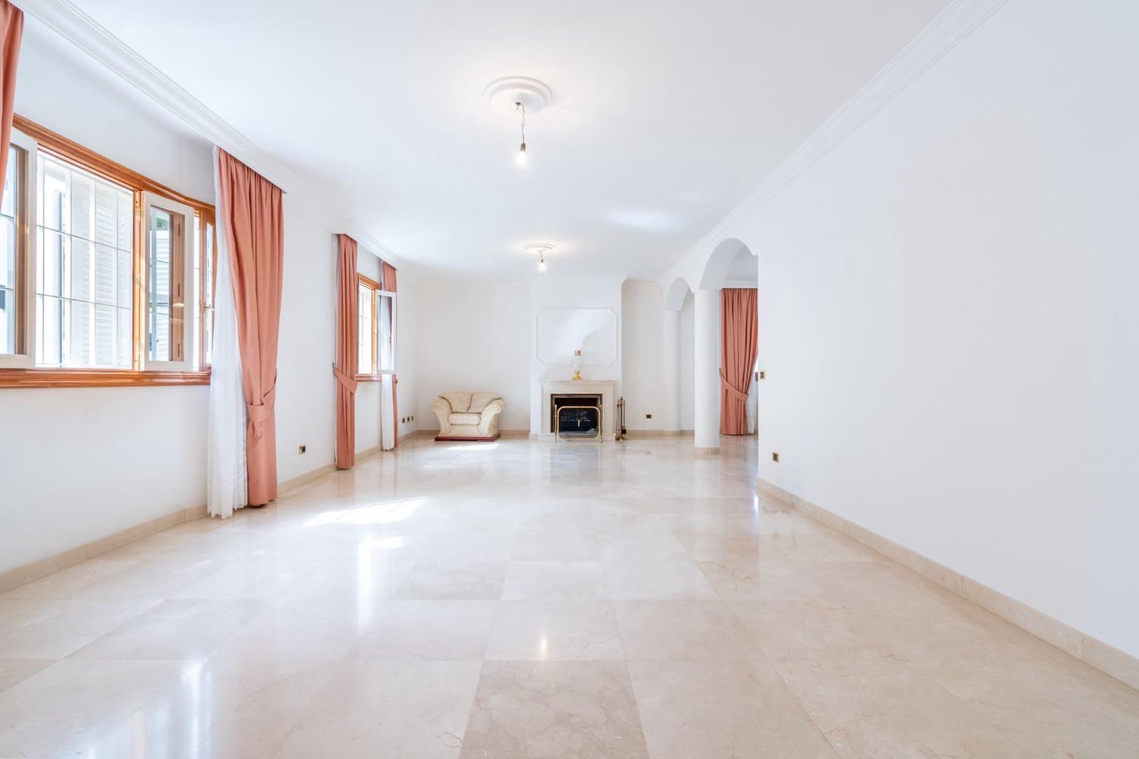 Chalet de 5 habitaciones en Santa Cruz de Tenerife en venta con garaje - 1.280.000 € (Ref: 8407089)