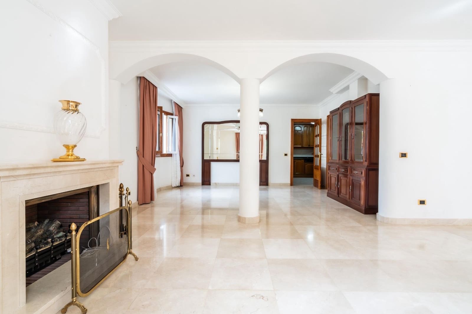 Chalet de 5 habitaciones en Santa Cruz de Tenerife en venta con garaje - 1.280.000 € (Ref: 8407089)