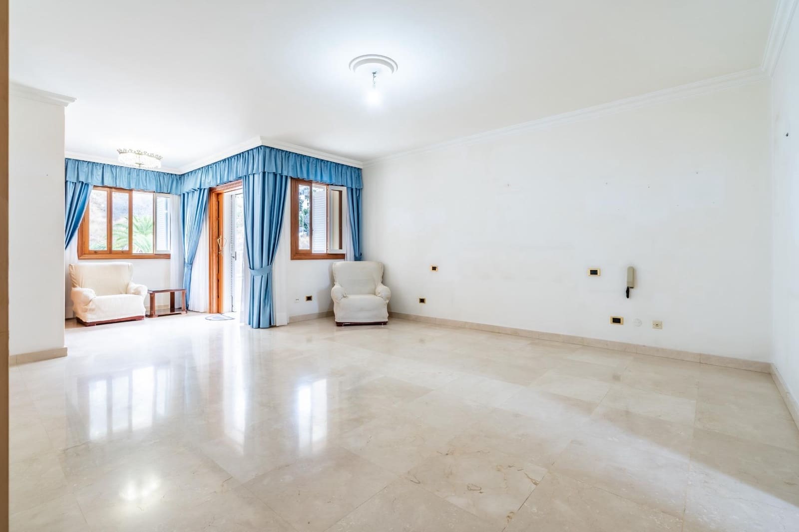 Chalet de 5 habitaciones en Santa Cruz de Tenerife en venta con garaje - 1.280.000 € (Ref: 8407089)