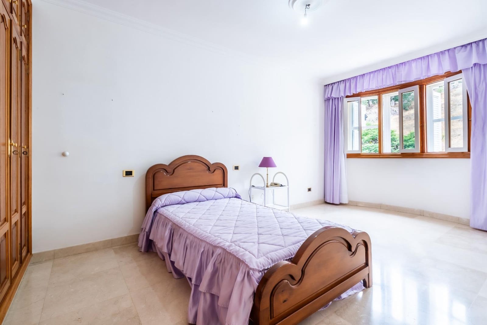 Chalet de 5 habitaciones en Santa Cruz de Tenerife en venta con garaje - 1.280.000 € (Ref: 8407089)