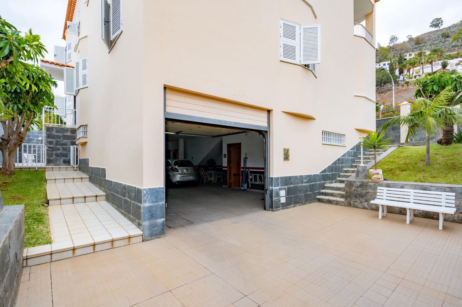 Chalet de 5 habitaciones en Santa Cruz de Tenerife en venta con garaje - 1.280.000 € (Ref: 8407089)