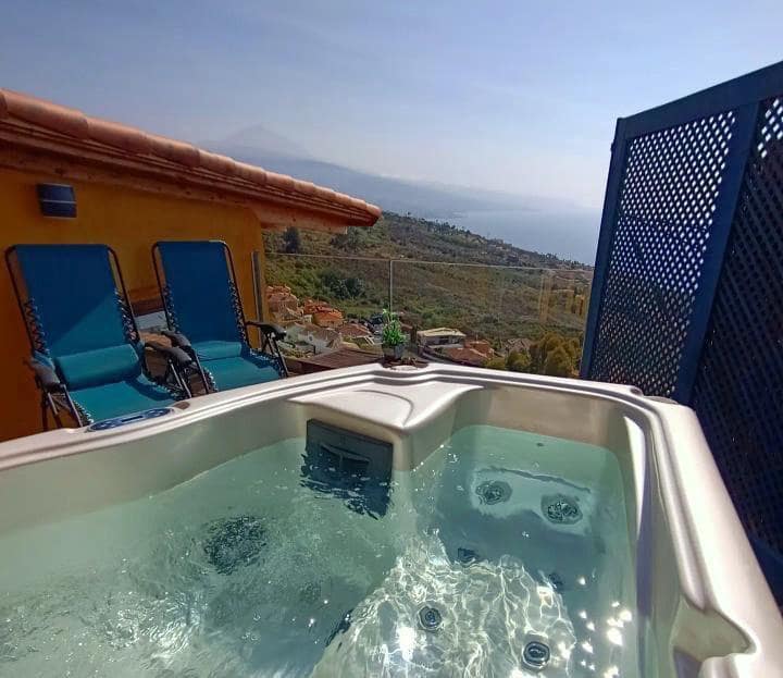 5 soveværelse Villa til salg i El Sauzal med swimmingpool - € 2.450.000 (Ref: 8468087)