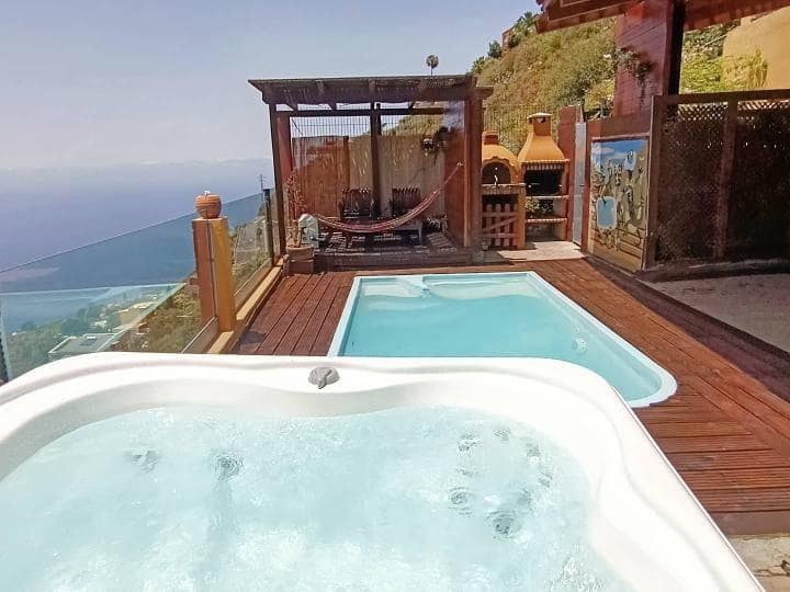 5 soveværelse Villa til salg i El Sauzal med swimmingpool - € 2.450.000 (Ref: 8468087)