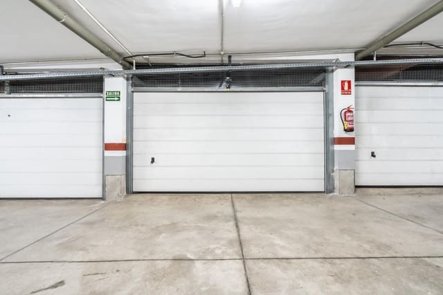 Garasje til salgs i El Medano, Granadilla de Abona - € 95 900 (Ref: 8480904)