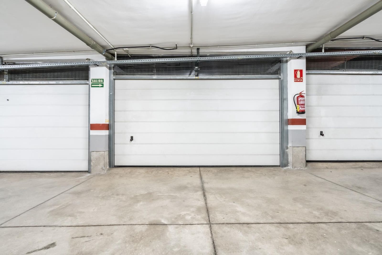 Garage for sale in El Medano - € 95,900 (Ref: 8480904)