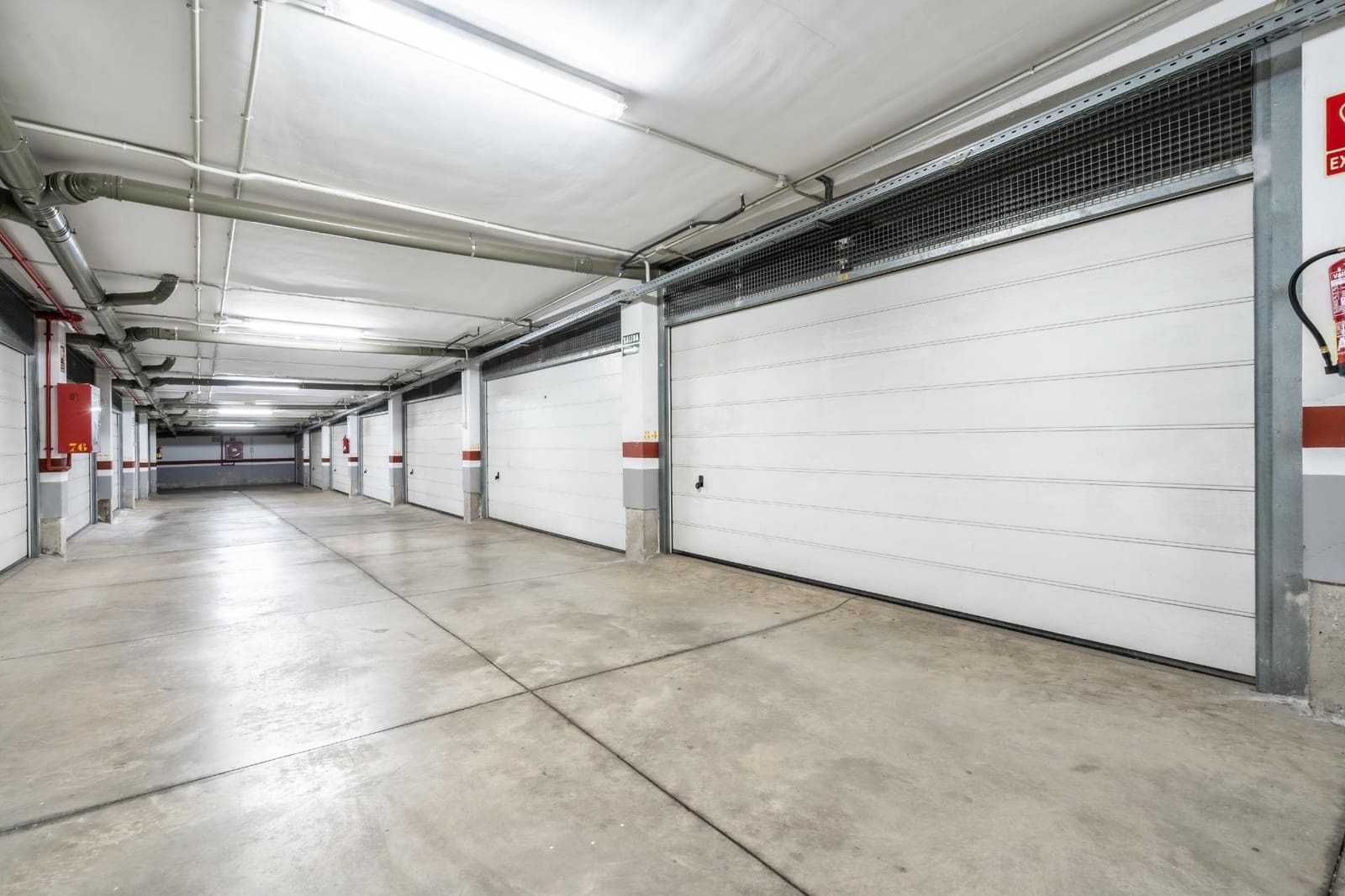 Garage for sale in El Medano - € 95,900 (Ref: 8480904)