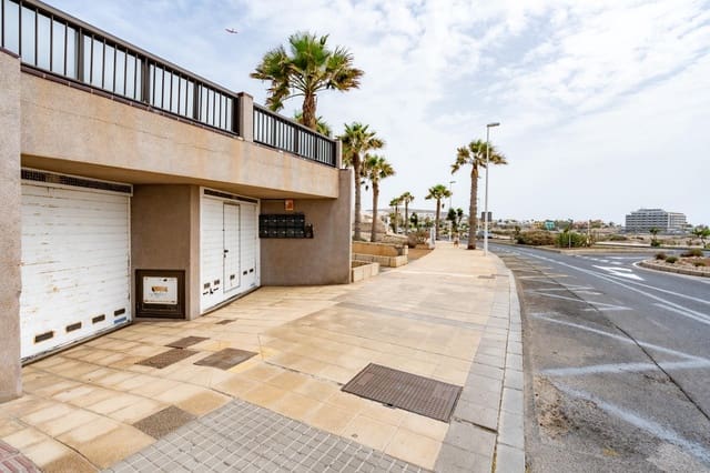 Garaż na sprzedaż w El Medano, Granadilla de Abona - 95 900 € (Ref: 8480904)