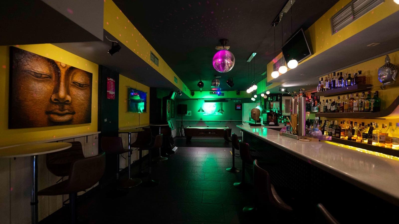 Comercial para arrendar em El Medano - 1 200 € (Ref: 8504264)