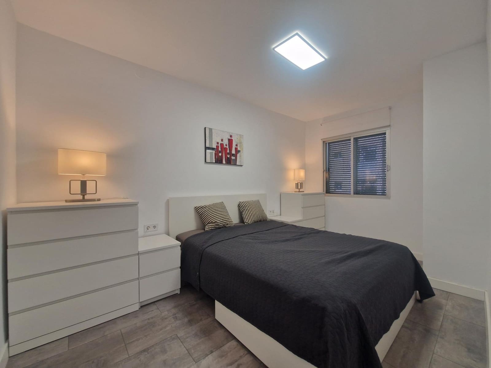 3 bedroom Flat for rent in Santa Cruz de Tenerife - € 1,000 (Ref: 8531998)