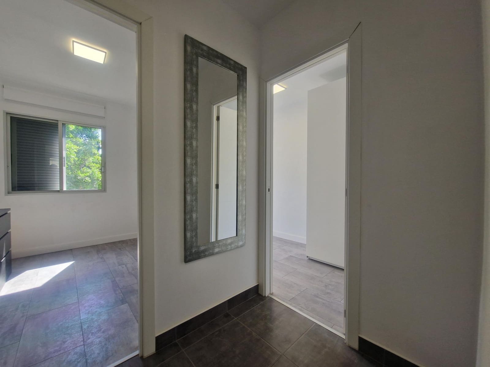 3 bedroom Flat for rent in Santa Cruz de Tenerife - € 1,000 (Ref: 8531998)