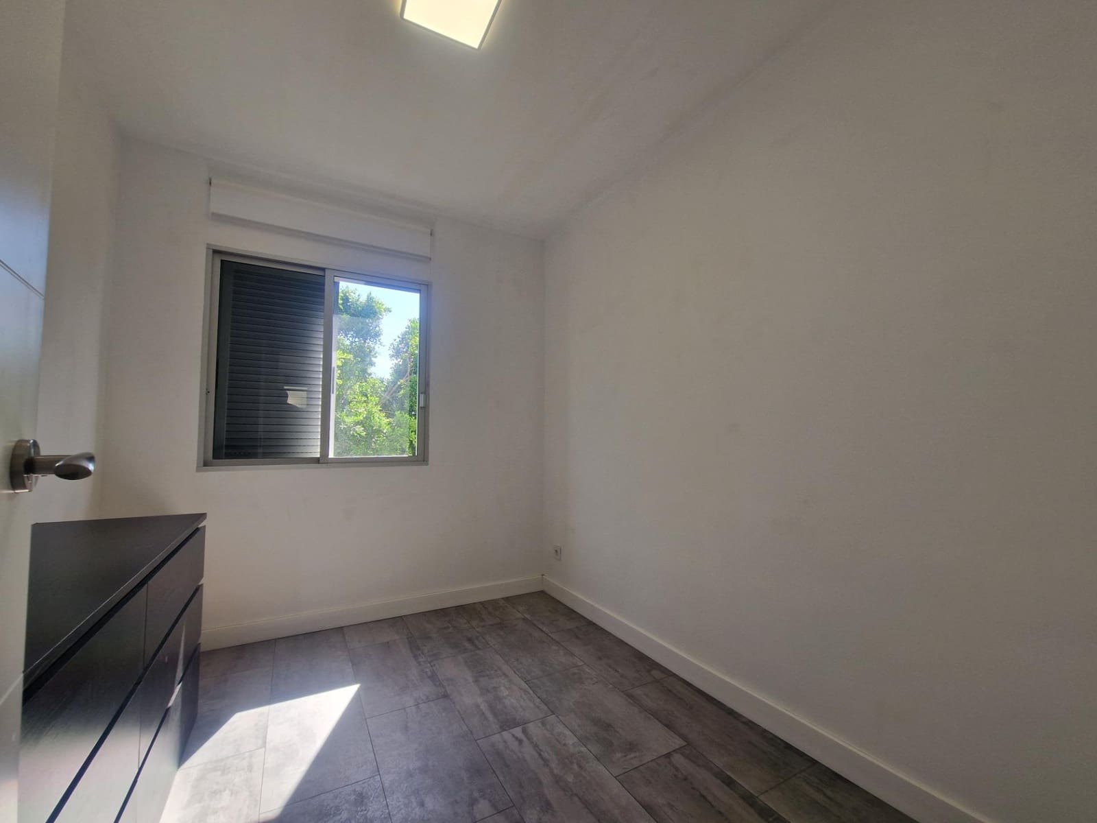 3 bedroom Flat for rent in Santa Cruz de Tenerife - € 1,000 (Ref: 8531998)