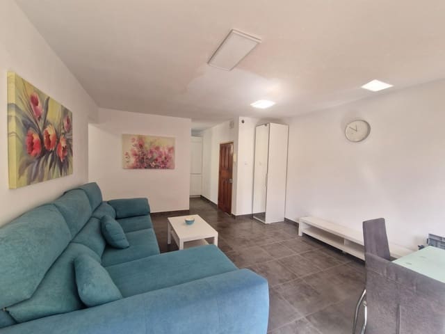 3 bedroom Flat for rent in Somosierra, Santa Cruz de Tenerife - € 1,000 (Ref: 8531998)