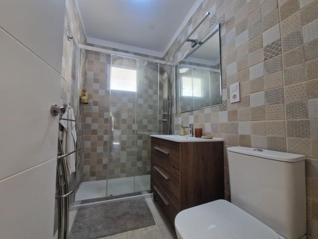 3 bedroom Flat for rent in Somosierra, Santa Cruz de Tenerife - € 1,000 (Ref: 8531998)