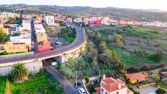 Tomt till salu i Tacoronte - 129 000 € (Ref: 8686223)