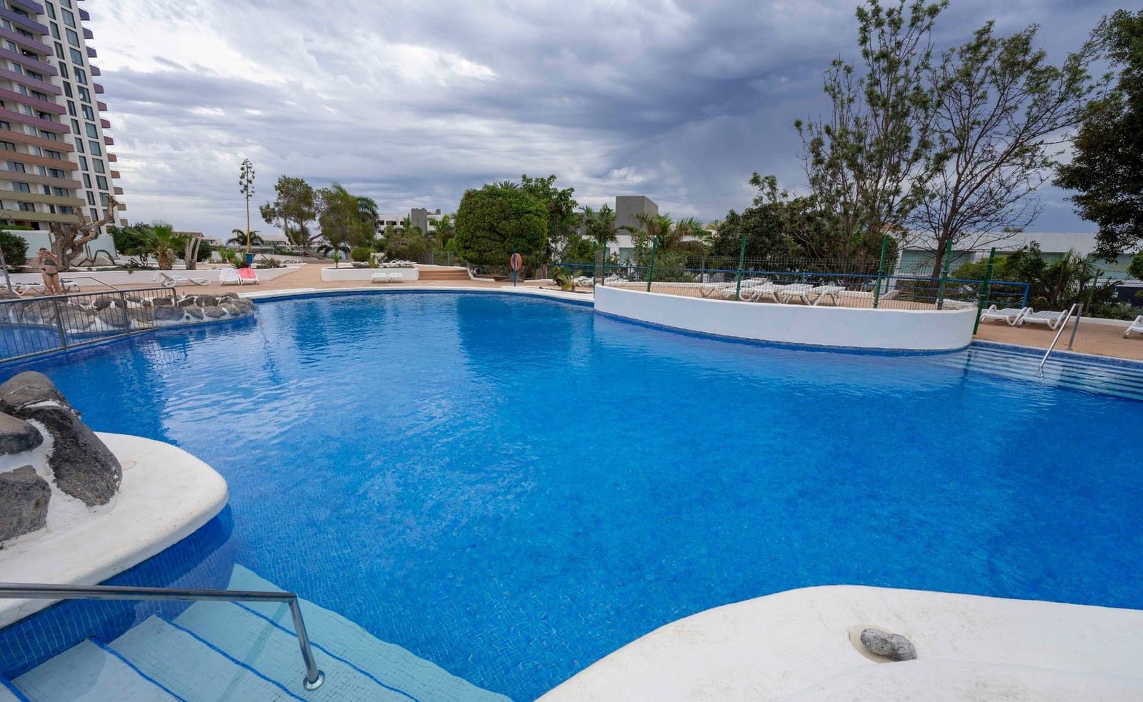 1 soveværelse Lejlighed til salg i Playa Paraiso med swimmingpool - € 289.000 (Ref: 8709367)