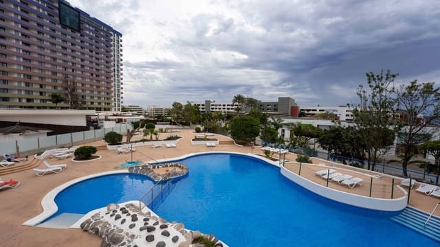 1 soveværelse Lejlighed til salg i Playa Paraiso, Adeje med swimmingpool - € 289.000 (Ref: 8709367)