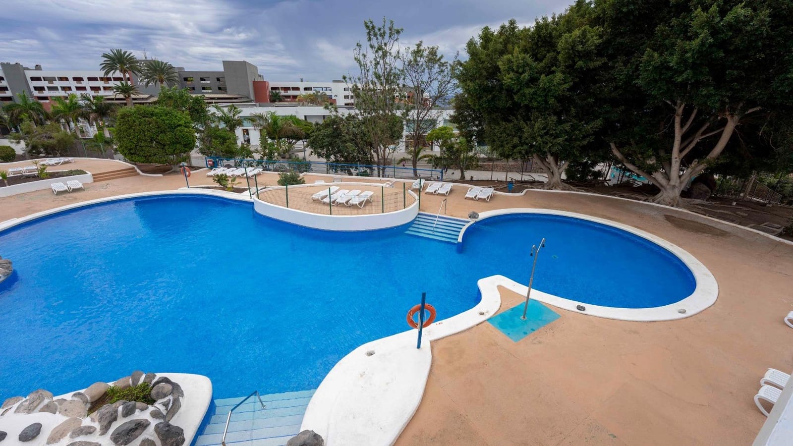Apartamento de 1 habitación en Playa Paraiso en venta con piscina - 289.000 € (Ref: 8709367)