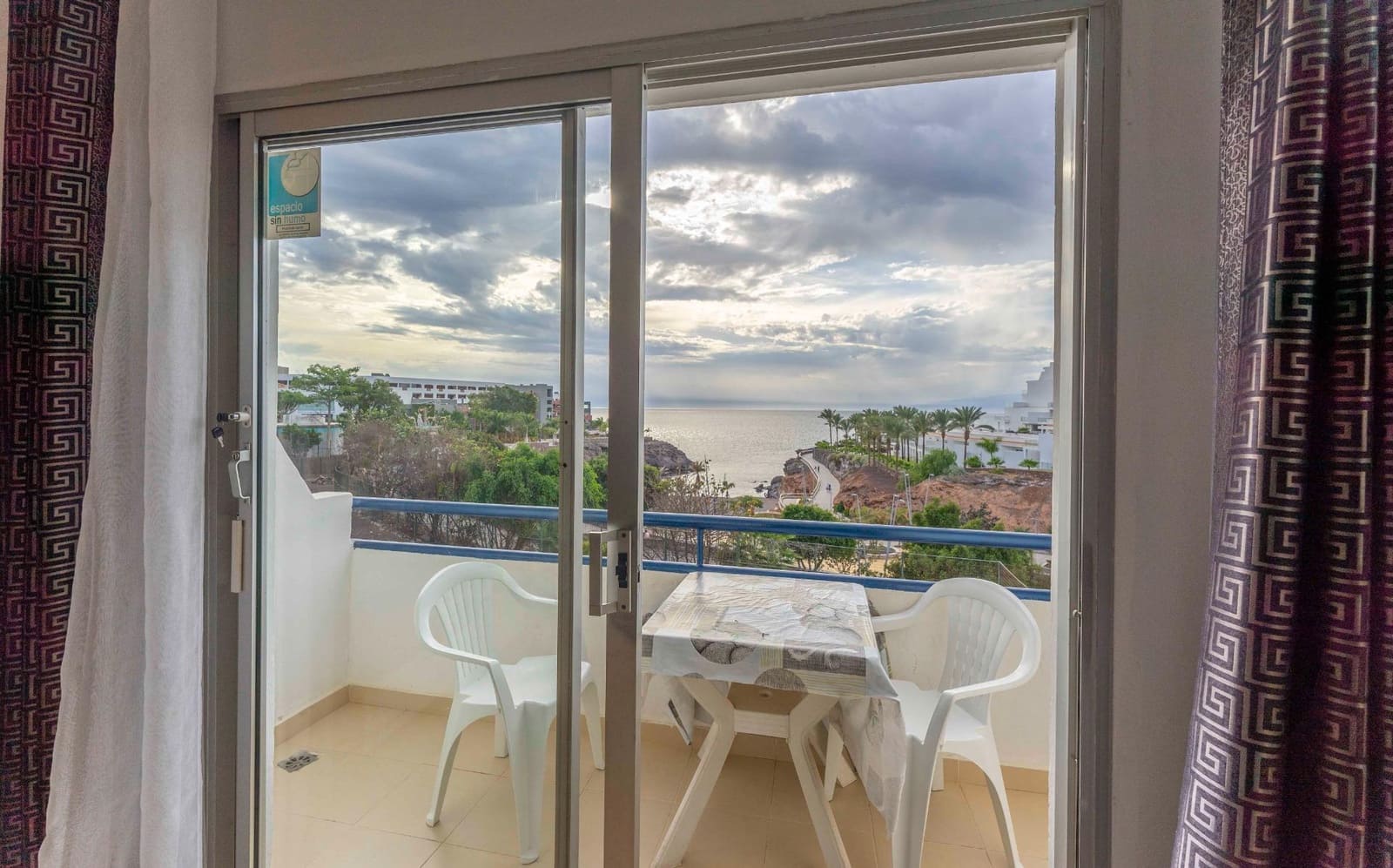1 soveværelse Lejlighed til salg i Playa Paraiso med swimmingpool - € 289.000 (Ref: 8709367)