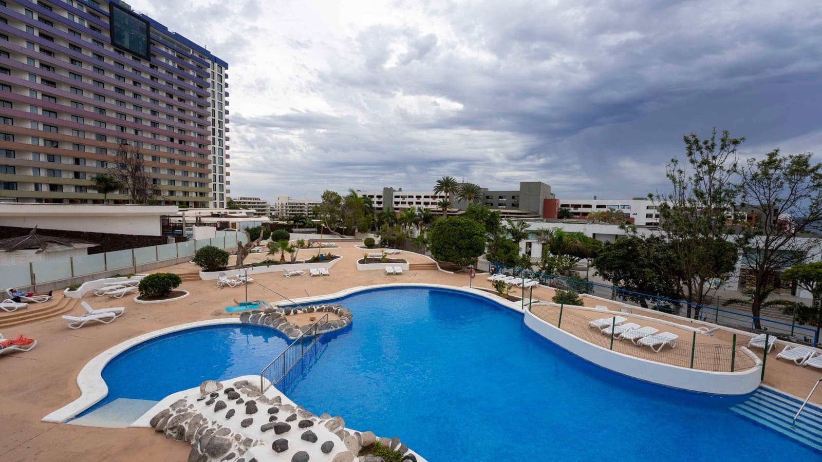 1 soveværelse Lejlighed til salg i Playa Paraiso med swimmingpool - € 289.000 (Ref: 8709367)
