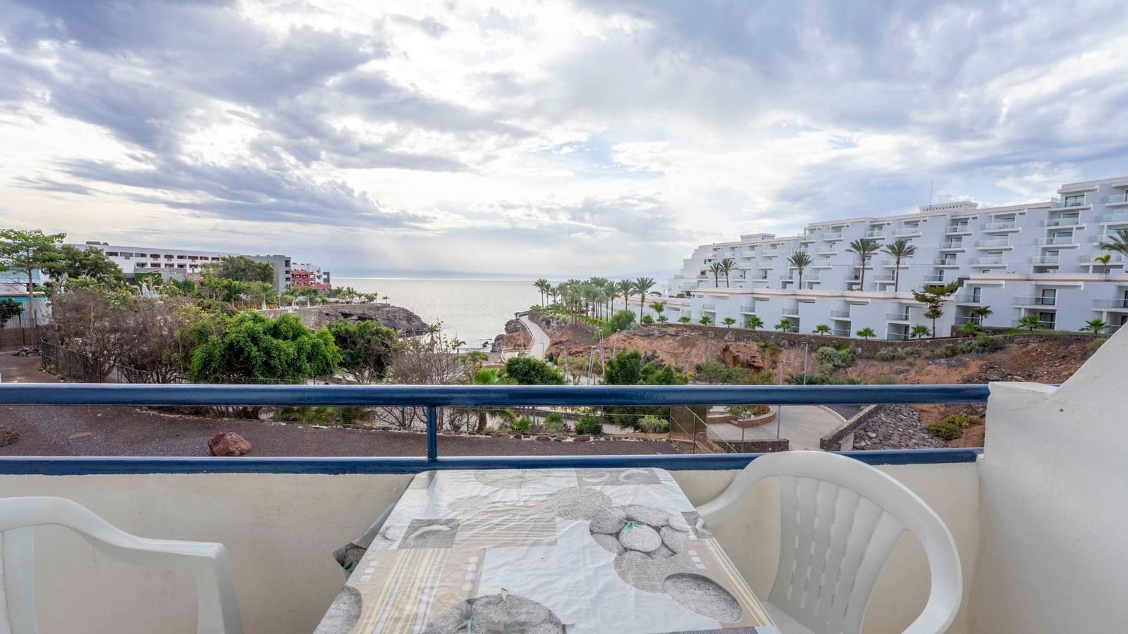 1 soveværelse Lejlighed til salg i Playa Paraiso med swimmingpool - € 289.000 (Ref: 8709367)