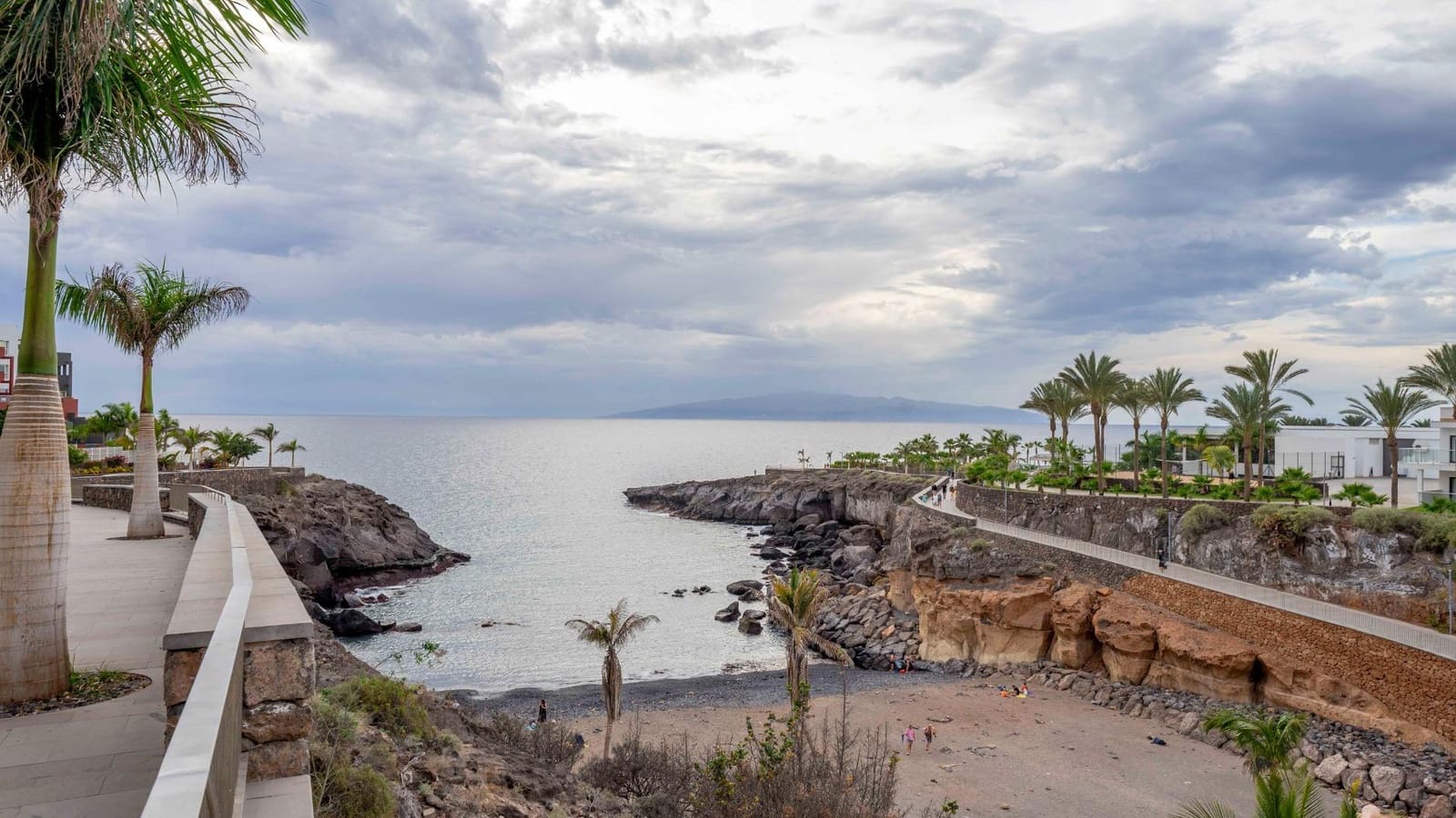 1 soveværelse Lejlighed til salg i Playa Paraiso med swimmingpool - € 289.000 (Ref: 8709367)